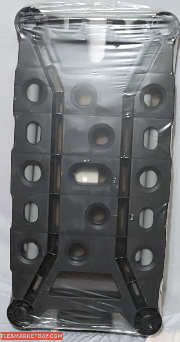 Rubbermaid tool tower holds up to 36