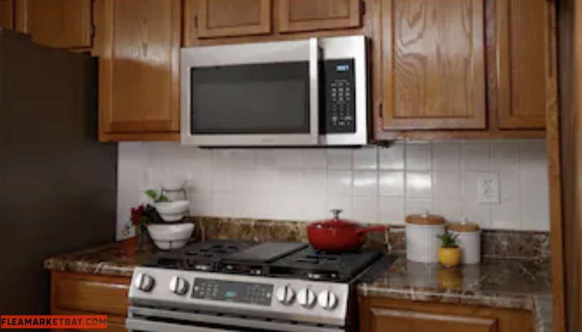 Over the range microwave Hisense