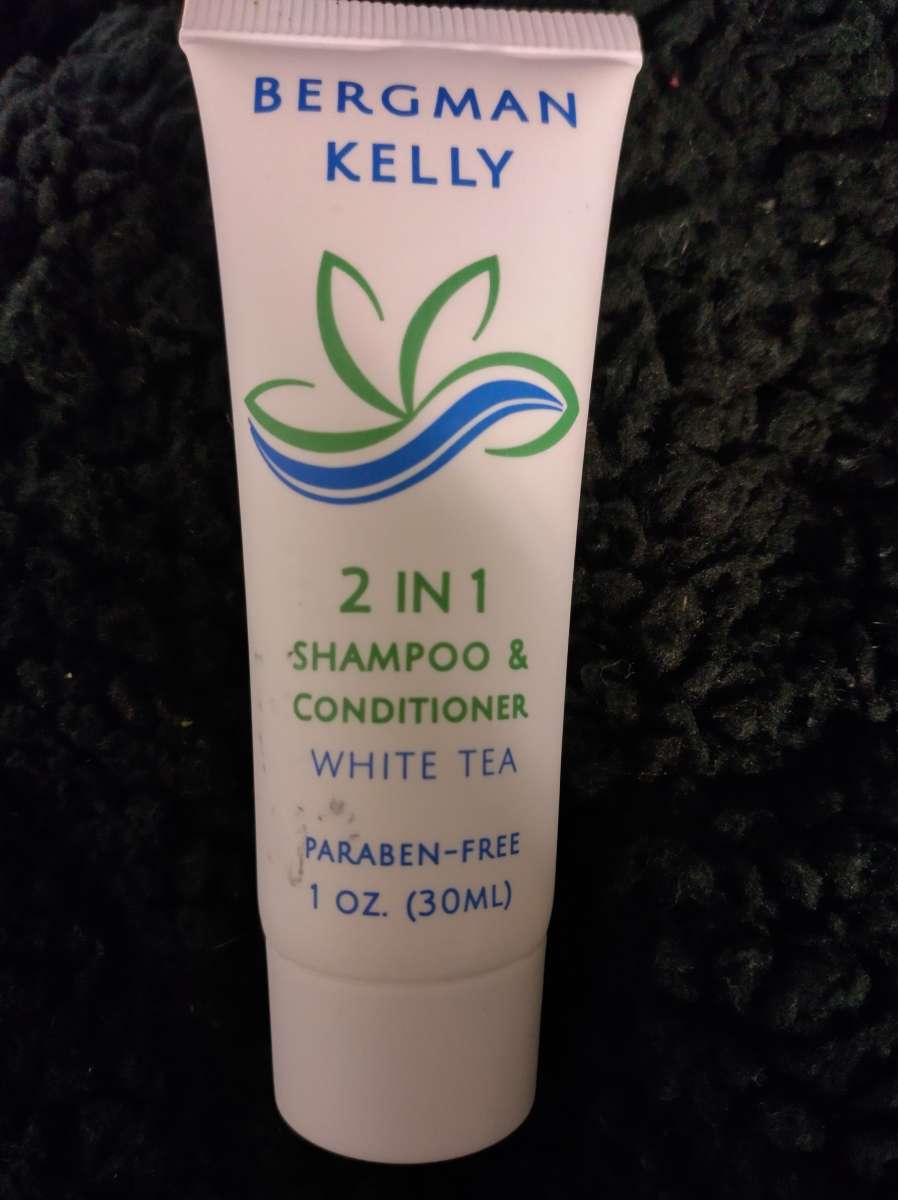 2 in 1 shampoo and conditioner white rea