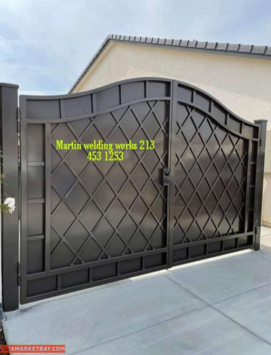 sliding gate