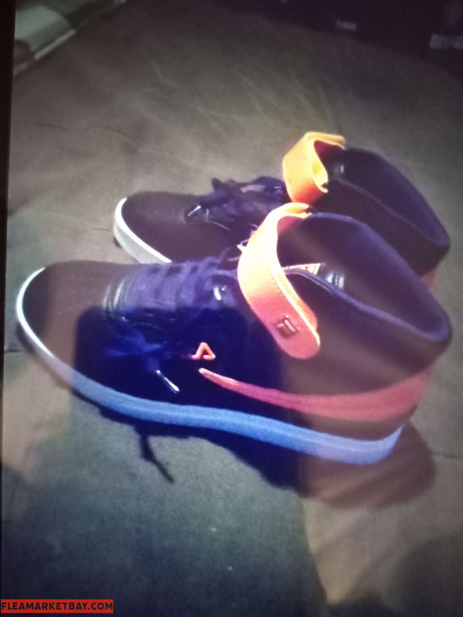 Brand New Filas Size 9 Pick Up