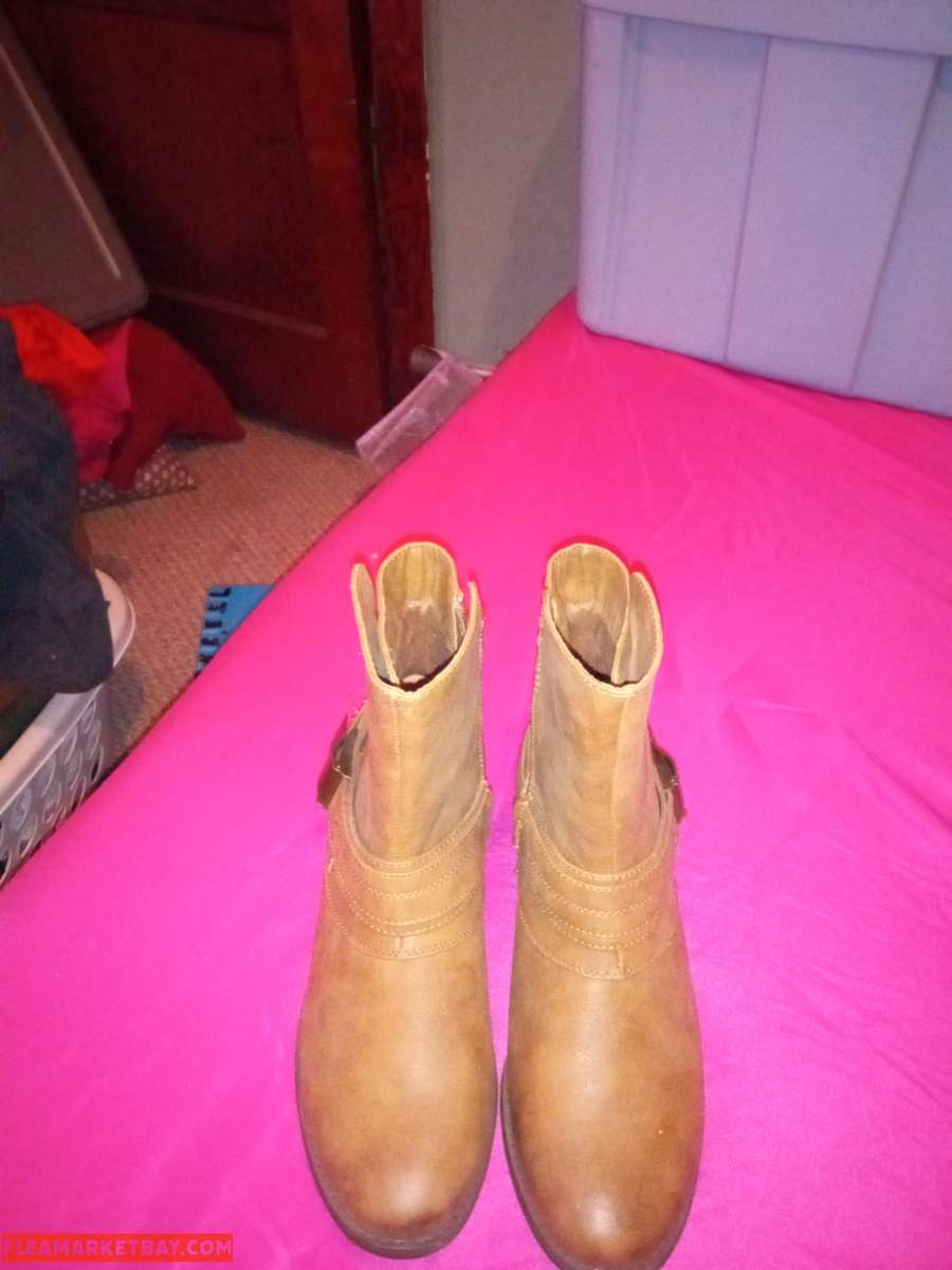 ladies new leather boots