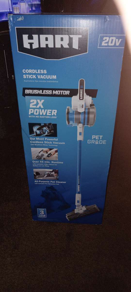 Hart 20 volt cordless vacuum
