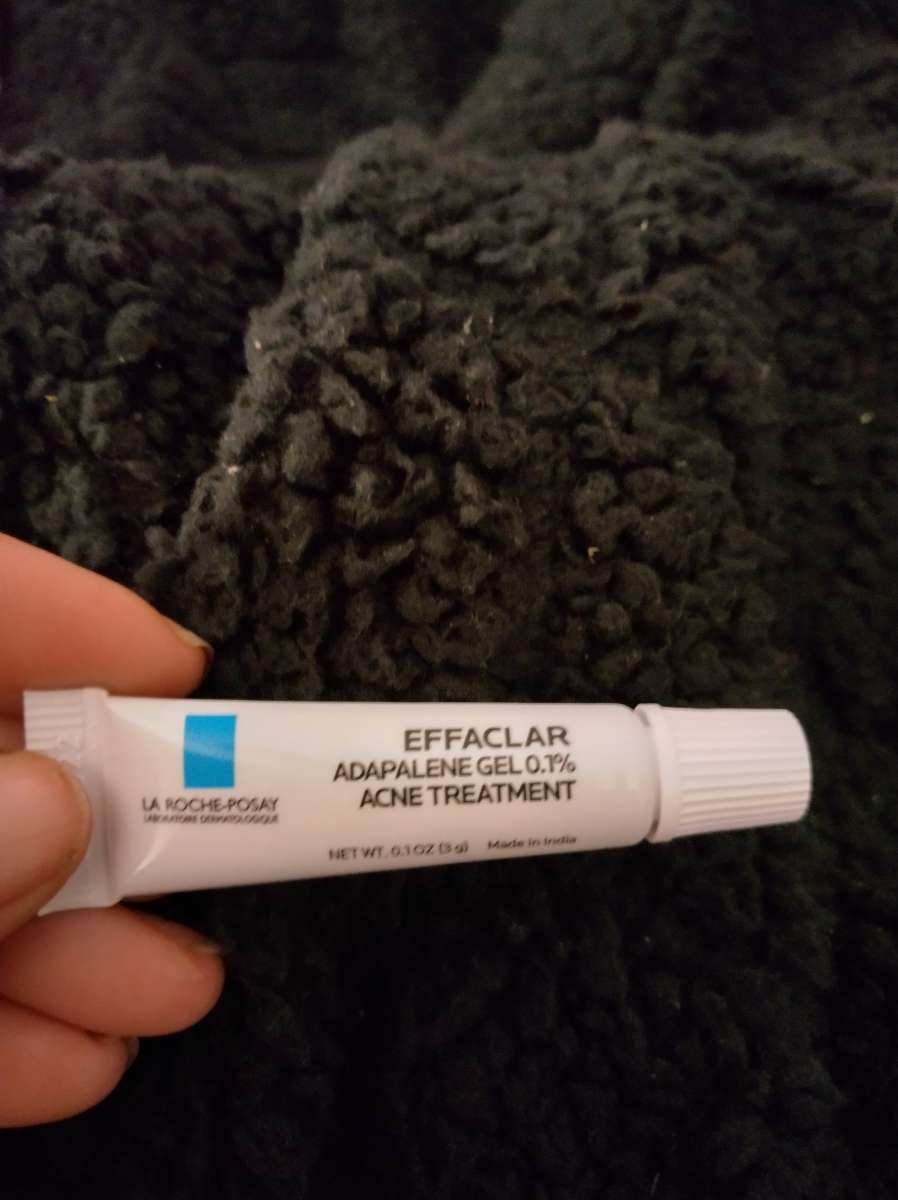 adapalene gel la Roche posay cream