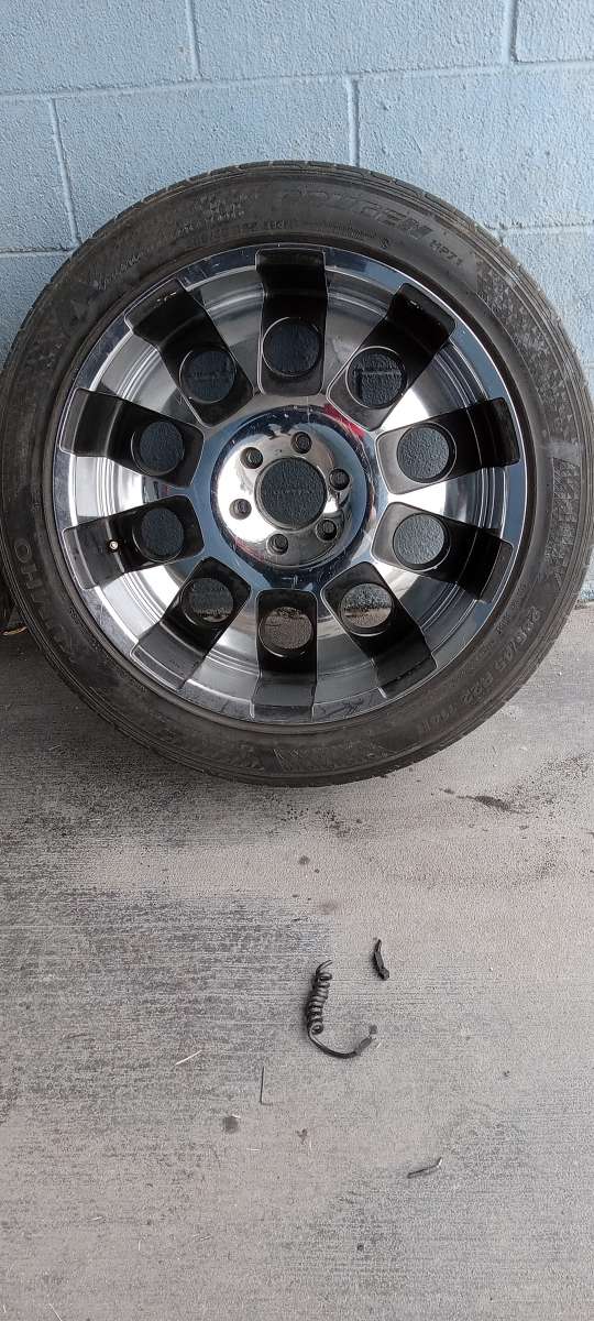 six lug 22 inch chromolly wheels and tires