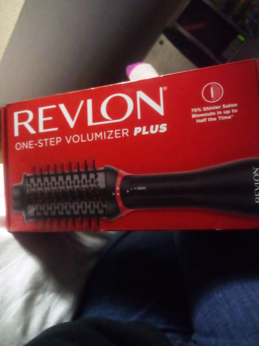 Revlon one step volumnizer plus