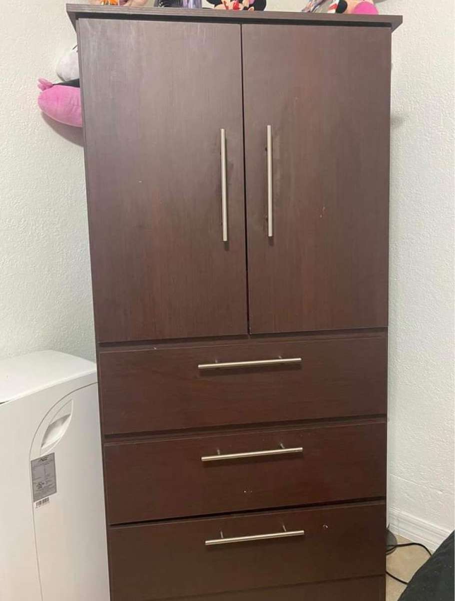 Vendo Armarios Ofrecemos financiamiento Preguntar Por Precio