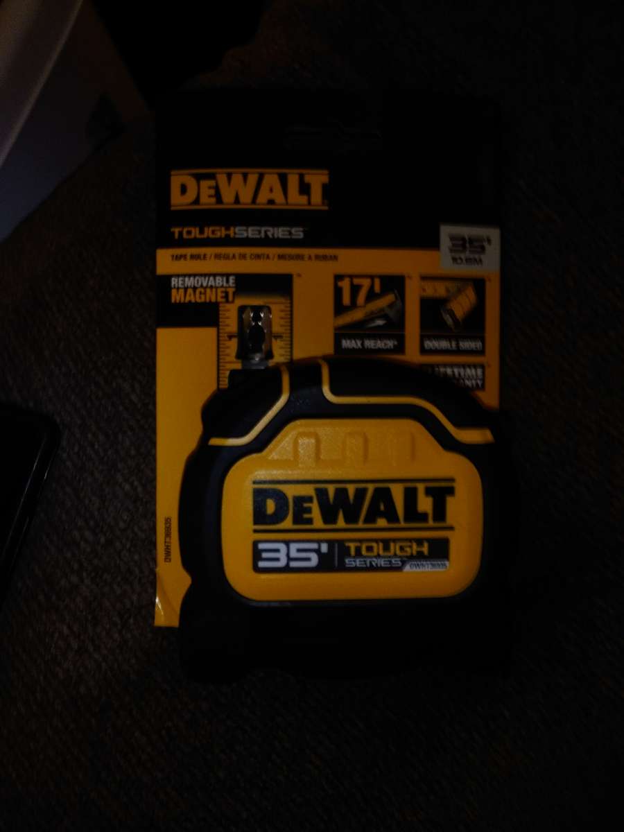 DEWALTTough Tape 35 ft x 114 in Tape Measure
