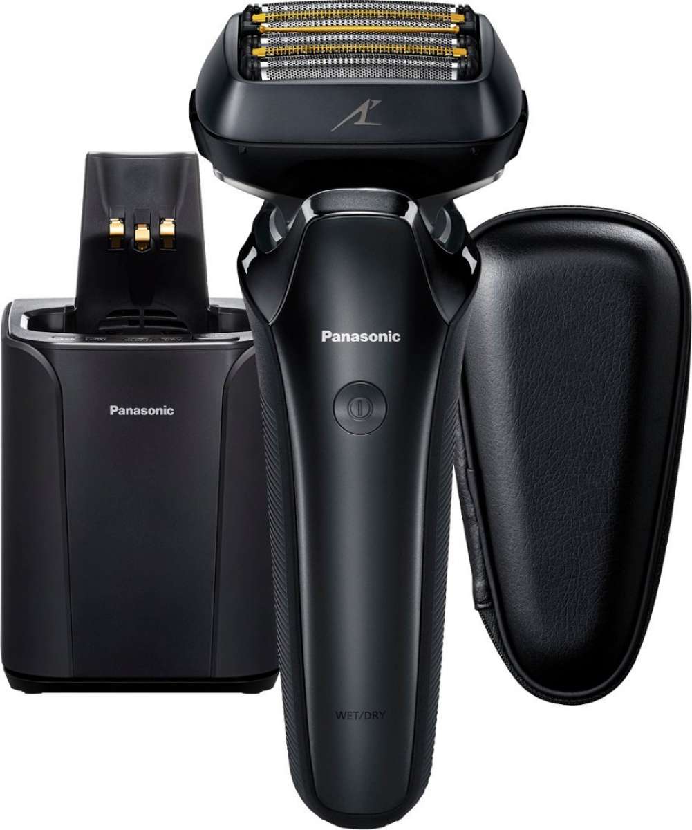 Panasonic Arc6 Shaver with self cleaning charging dock