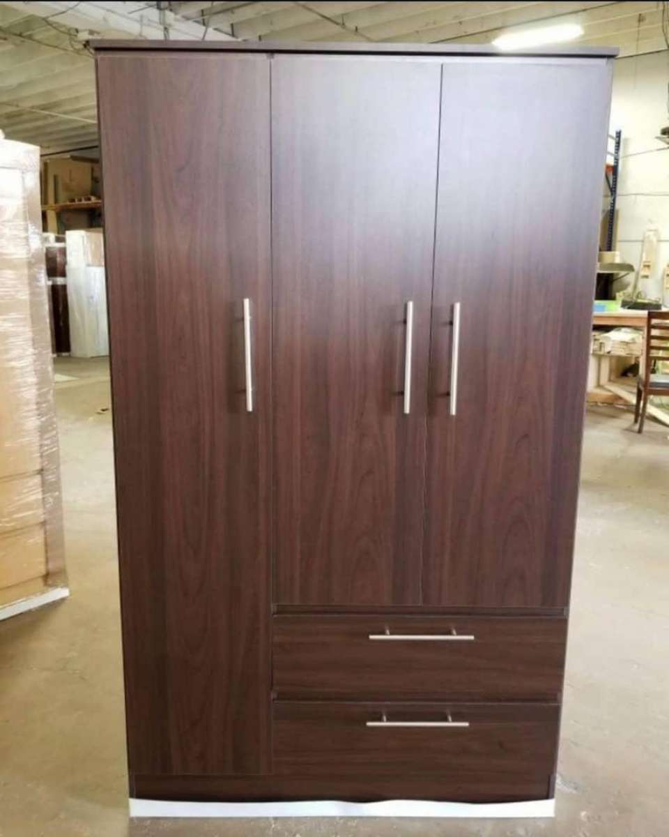 Vendo Armarios Ofrecemos financiamiento Preguntar Por Precio