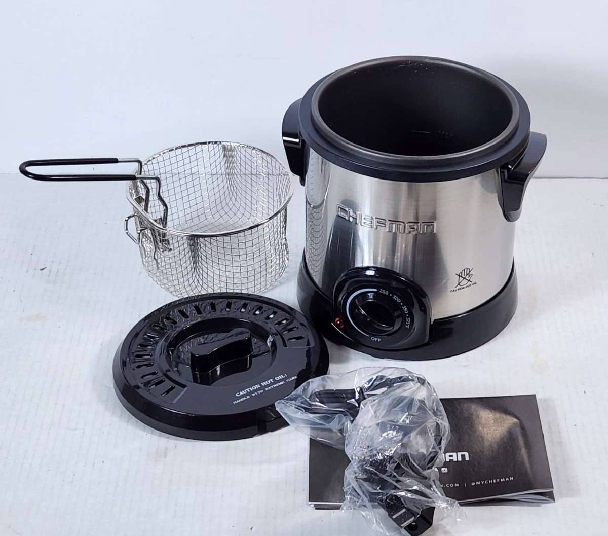 Chefman Fry Guy Deep Fryer with Removable Basket EasytoClean