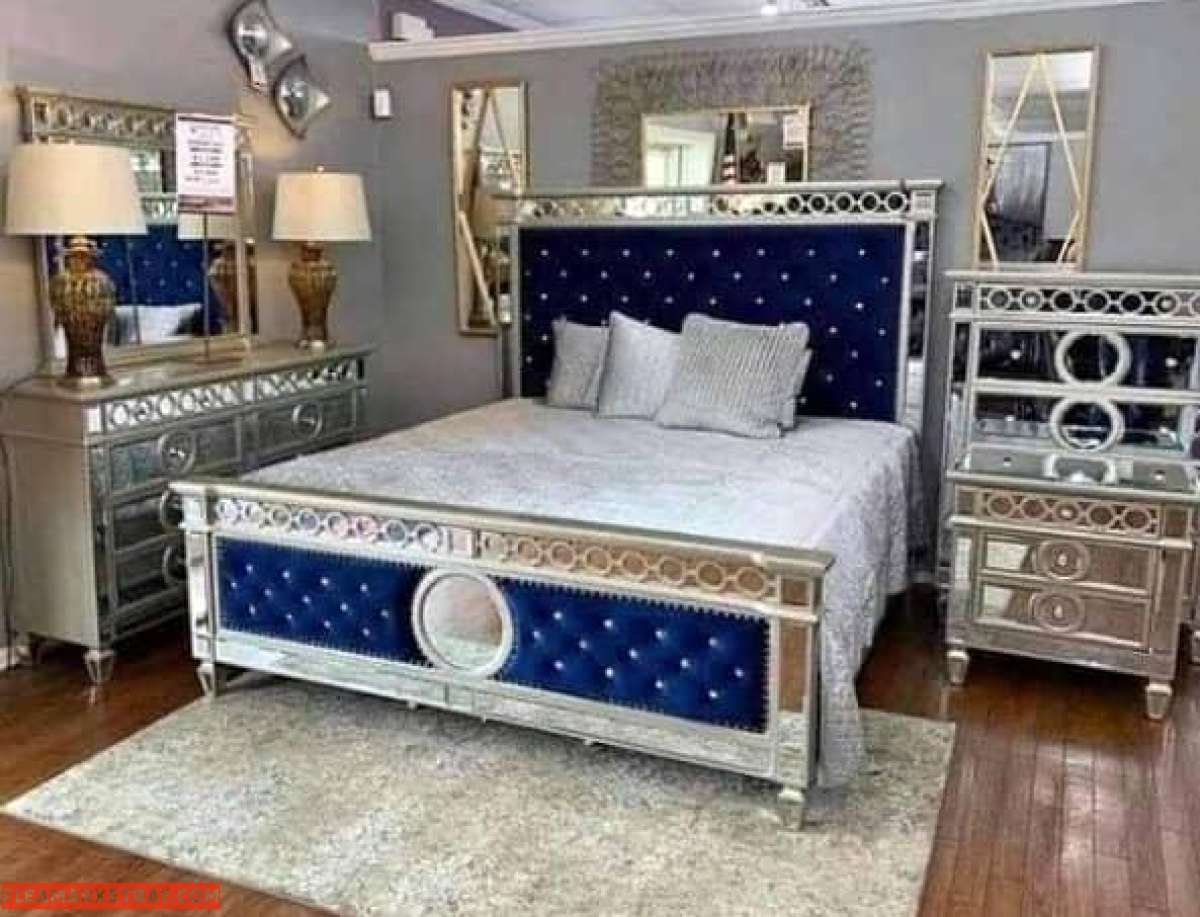 Queen size Bed