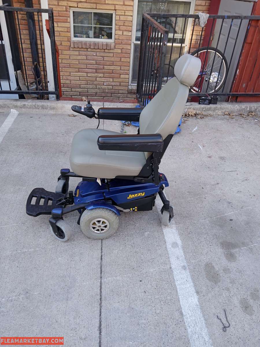 electric wheelchair