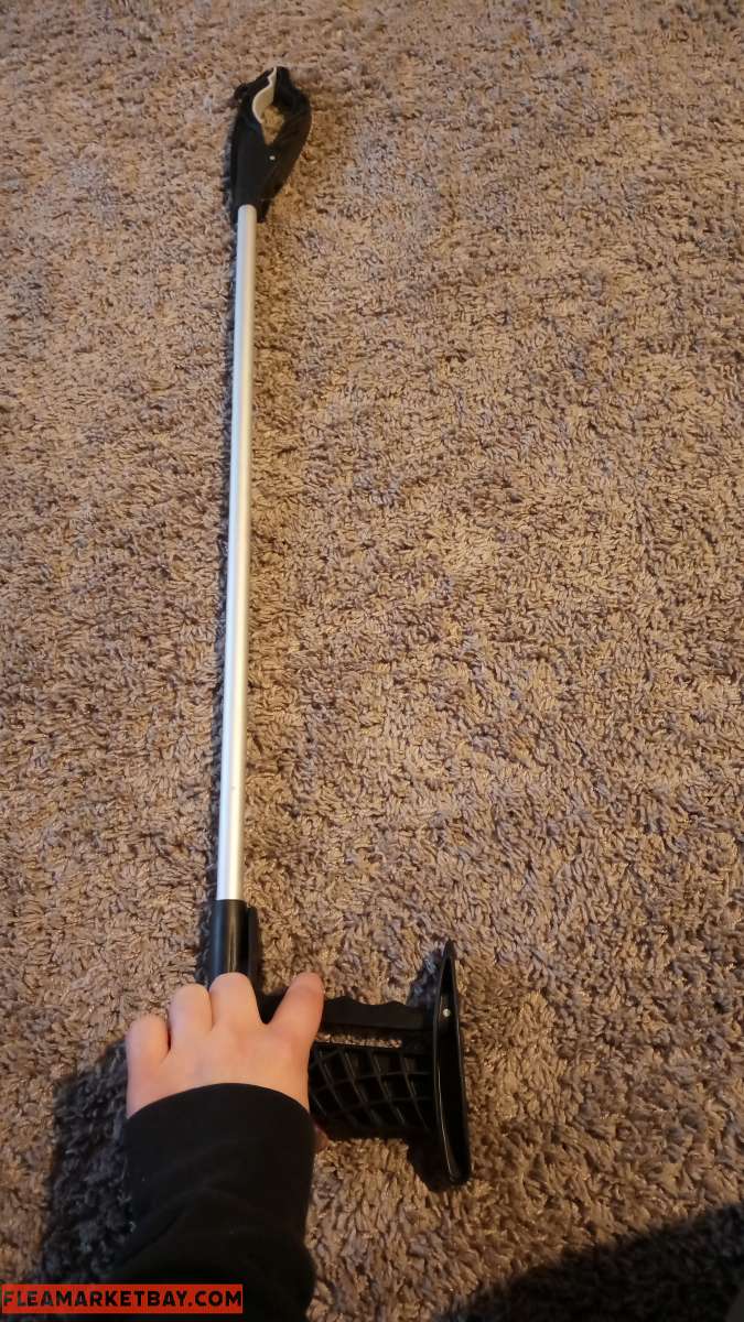 Brand New High Shelf Grabber