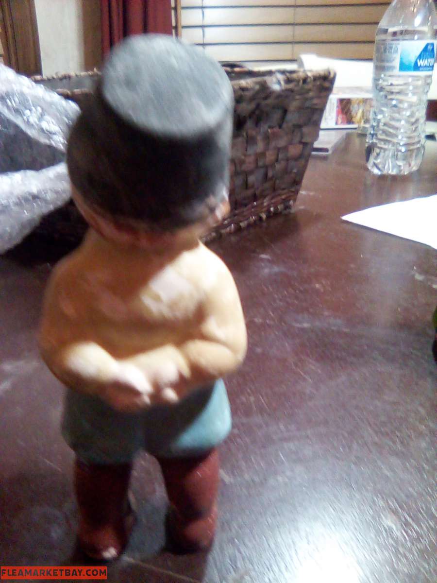 A dutch boy pilgrim hat