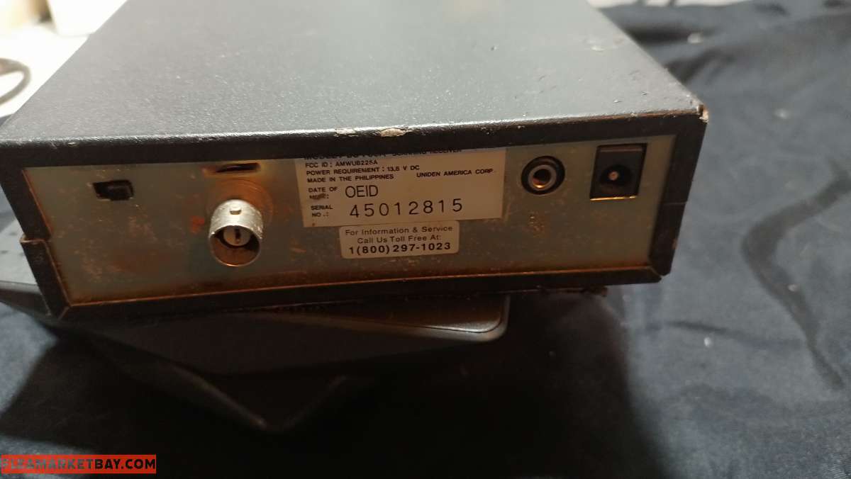 Uniden bearcat bc700a radio