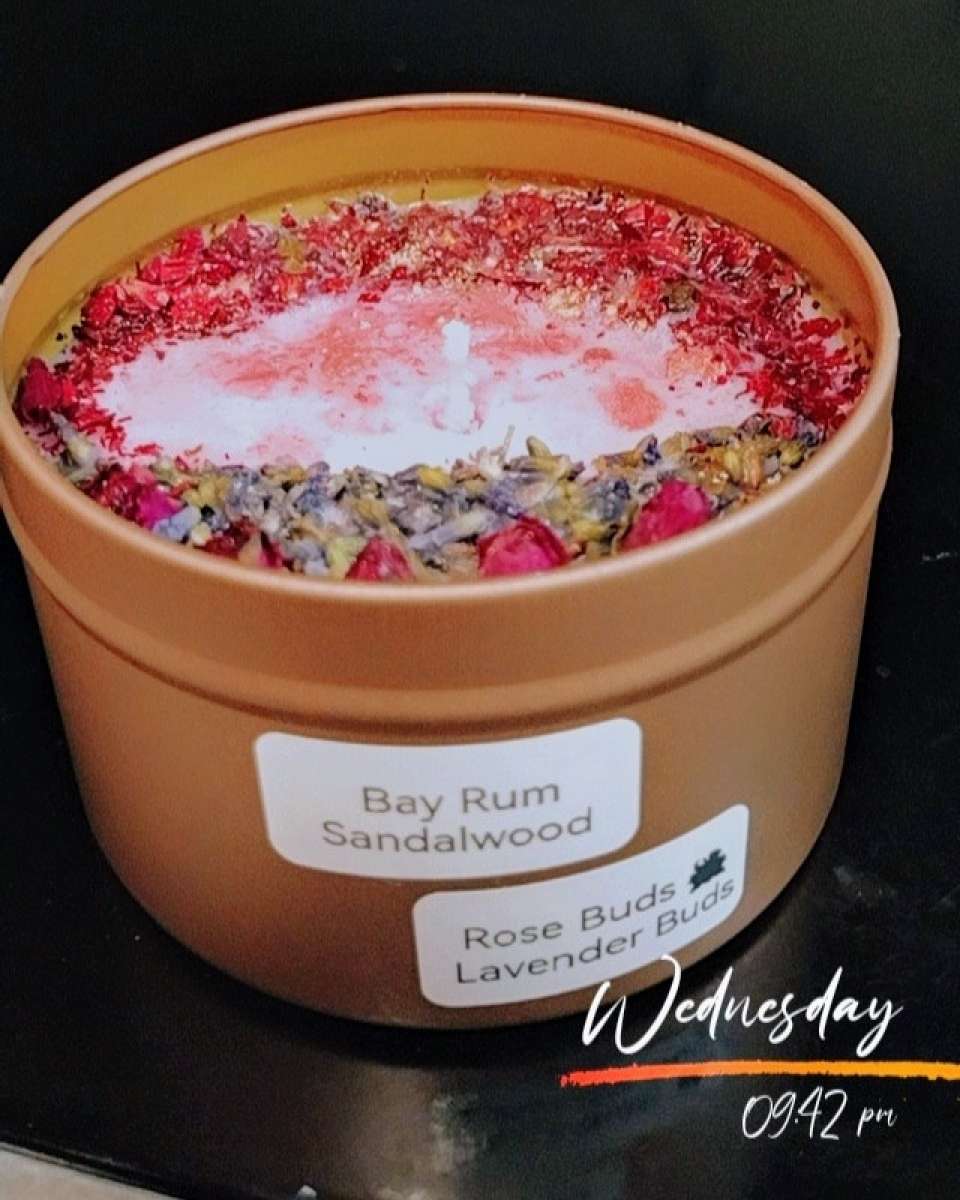 Bay Run Sandalwood Scented Candle