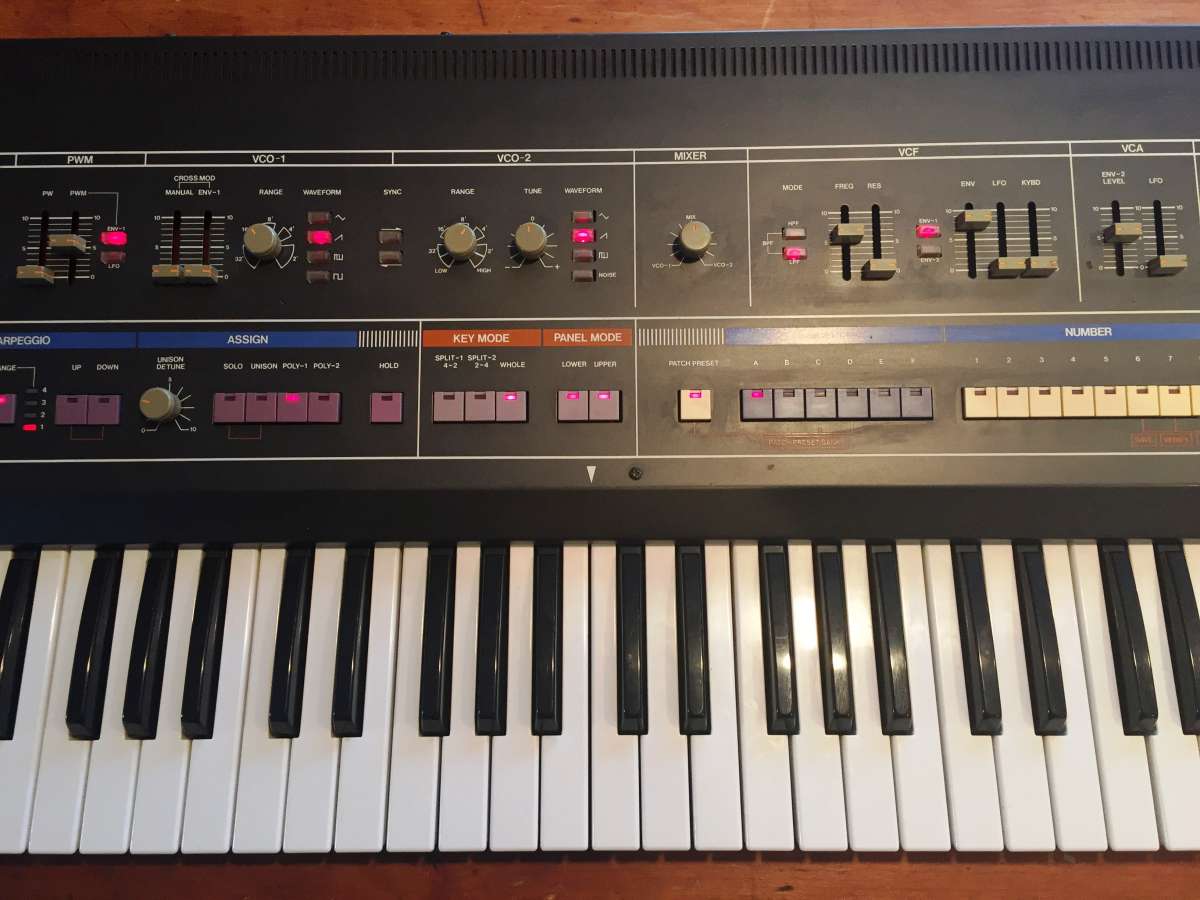Roland Jupiter 6