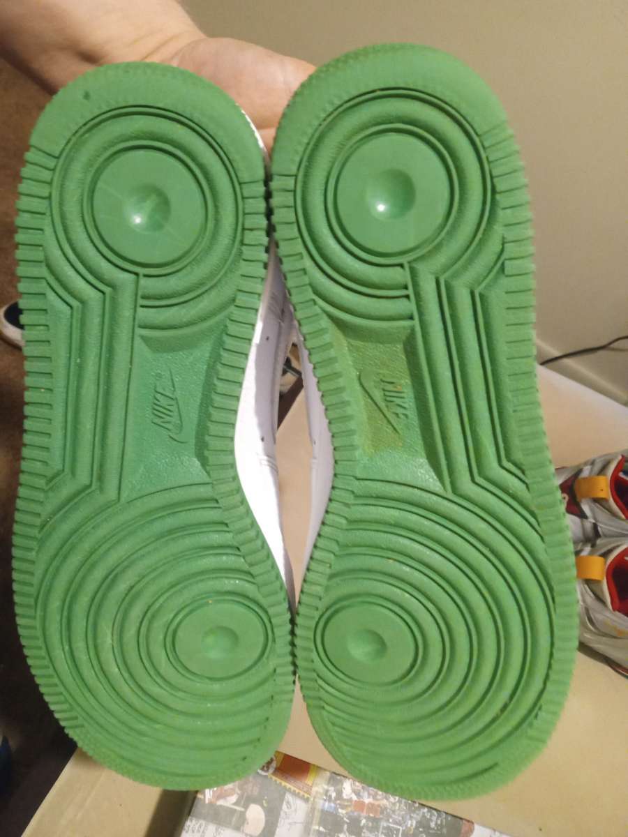 I want 120 for this Air forces they are size 8