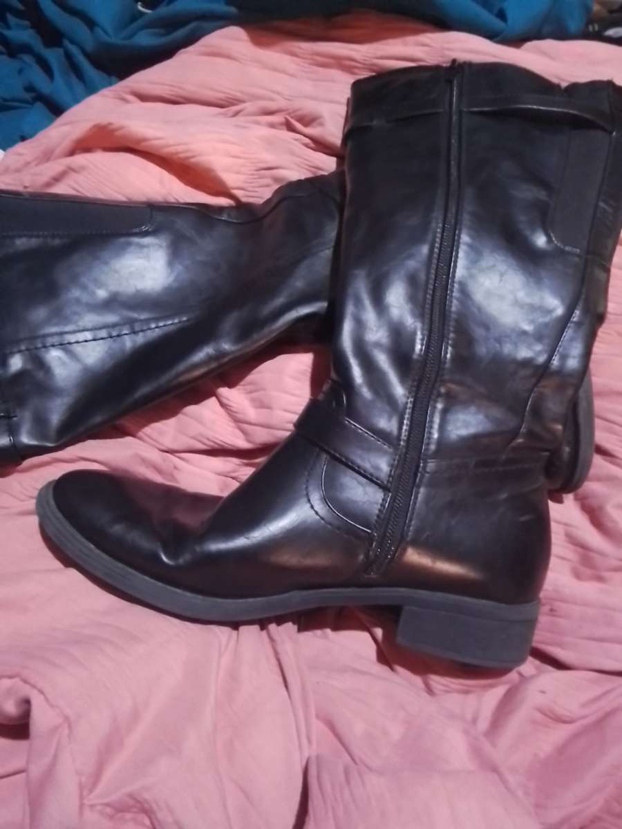 woman boots