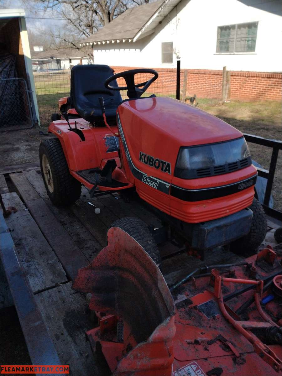 tractor Kubota 4wheel steering