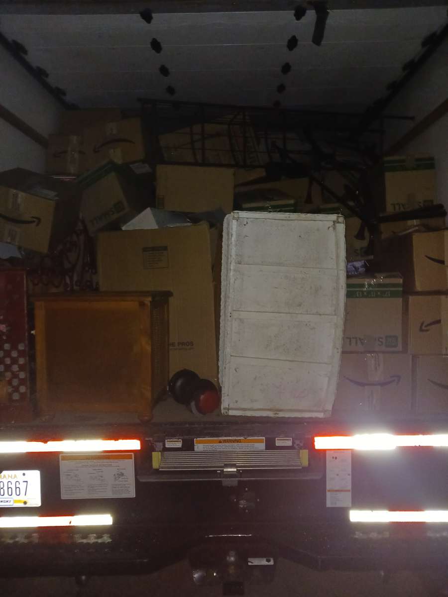 Hago servicio de Mudanza yo cobro por da yo