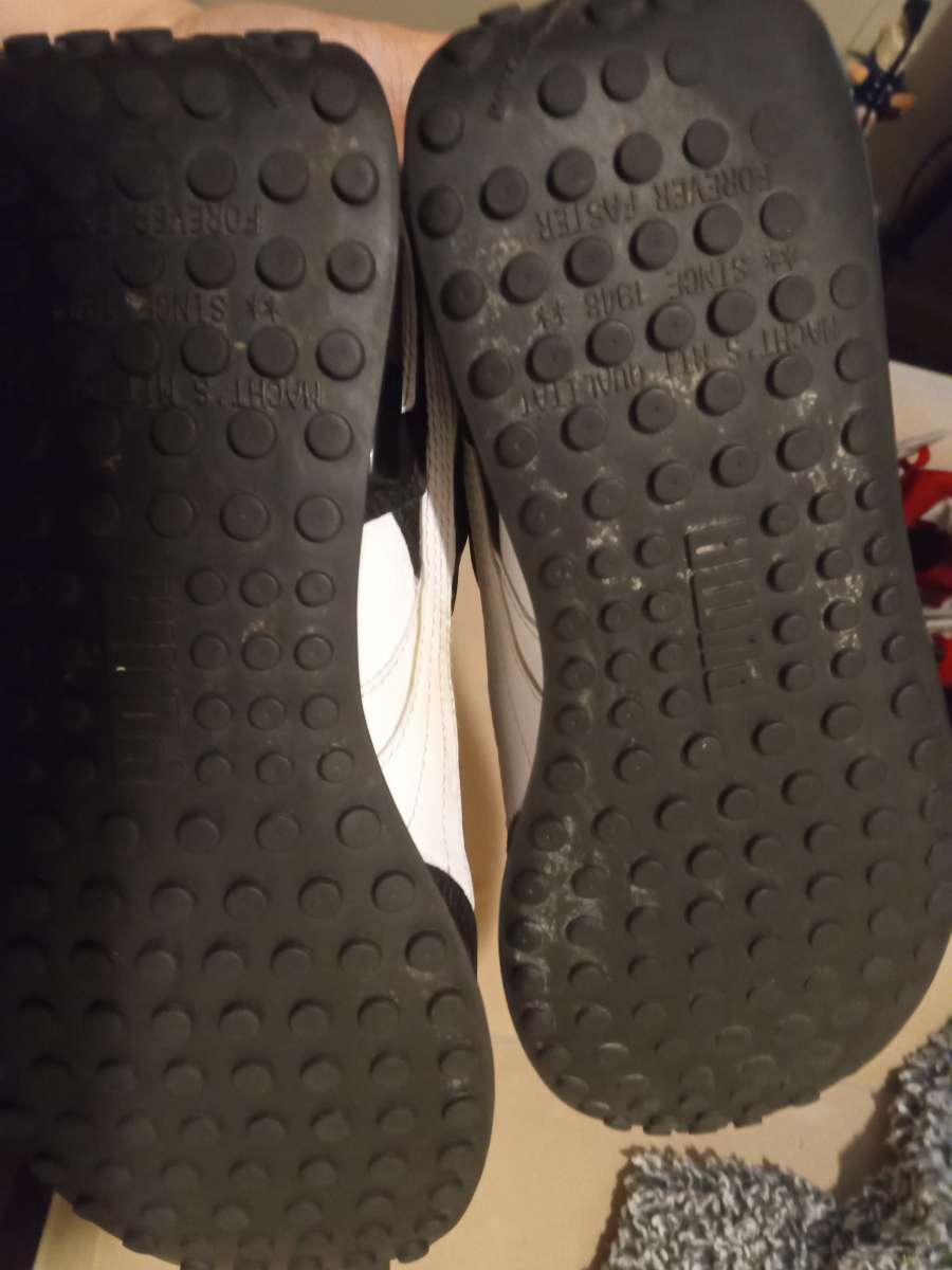 I want 15 for these pumas they are size 8