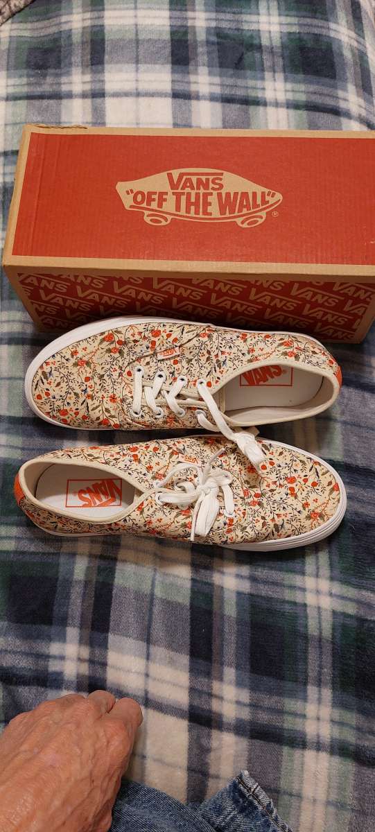 womens  vans shoes
