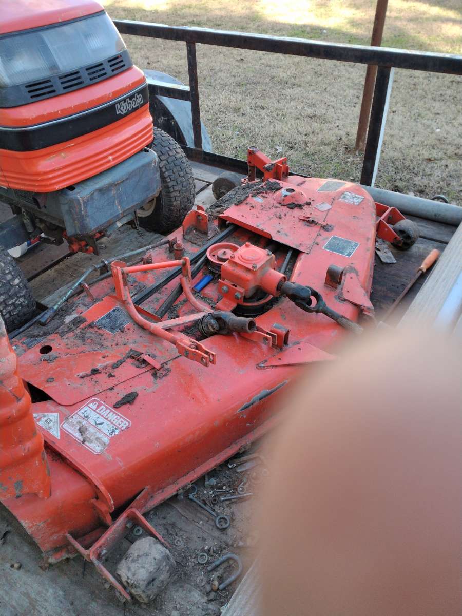 tractor Kubota 4wheel steering