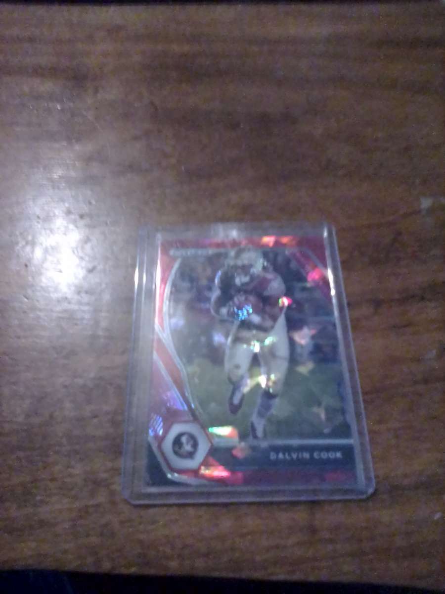 500 Football Card Lot 12 Autographs and 40 high value insert