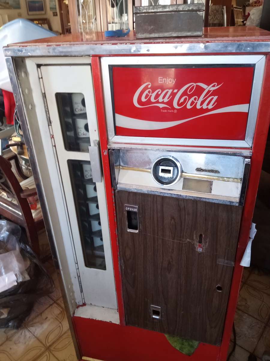 1960s coke vending machine