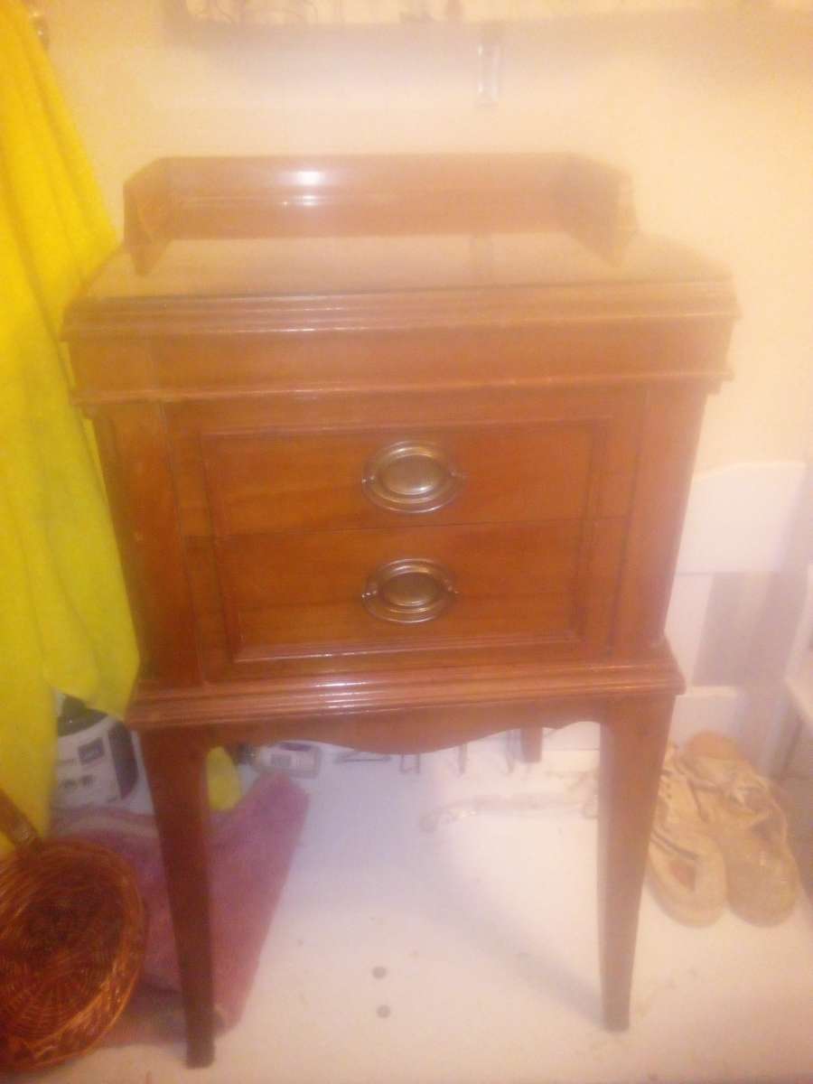 vintage bedroom outfit