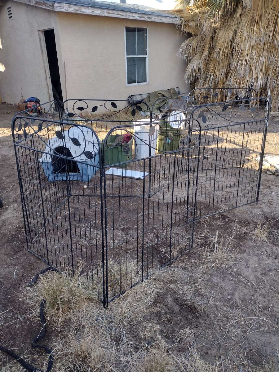 portable metal fence