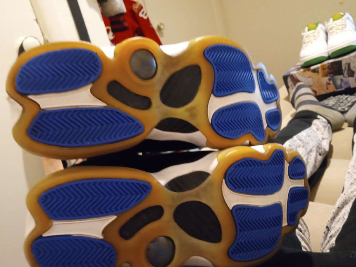 I want 60 for these Jordans they are size 10 they are great