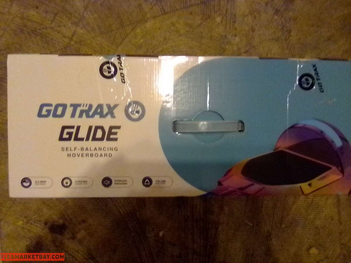 GoTrax Glide Hoverboard