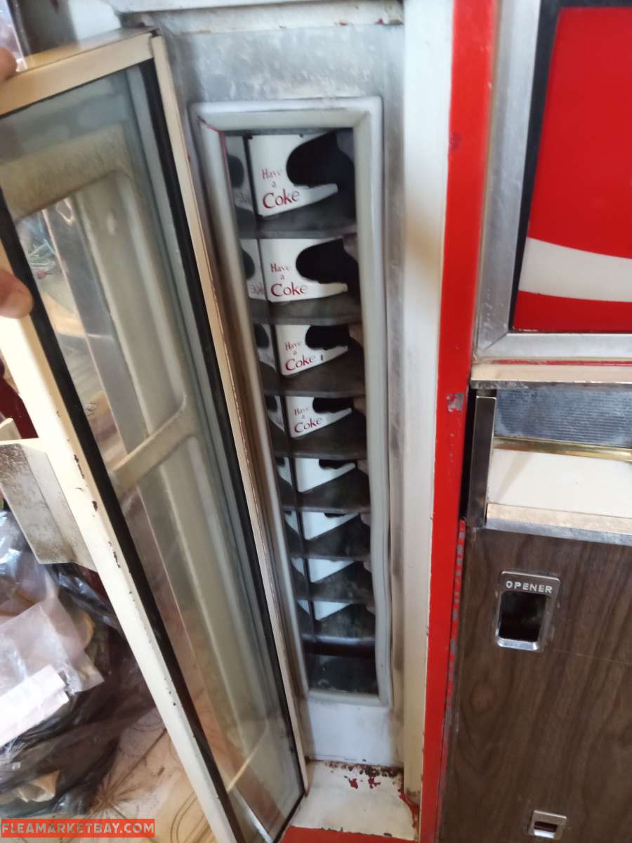 1960s coke vending machine