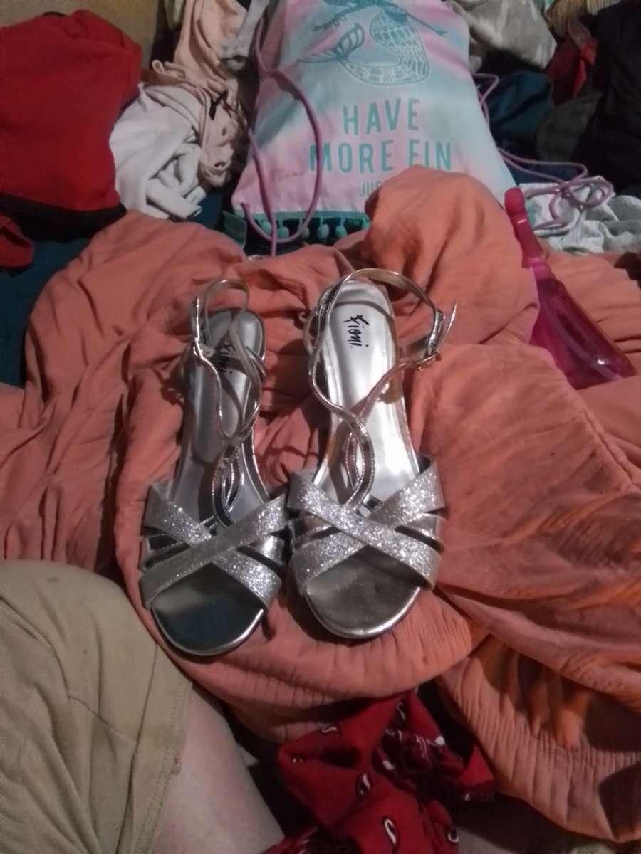 woman dress shoes with silver sparkle