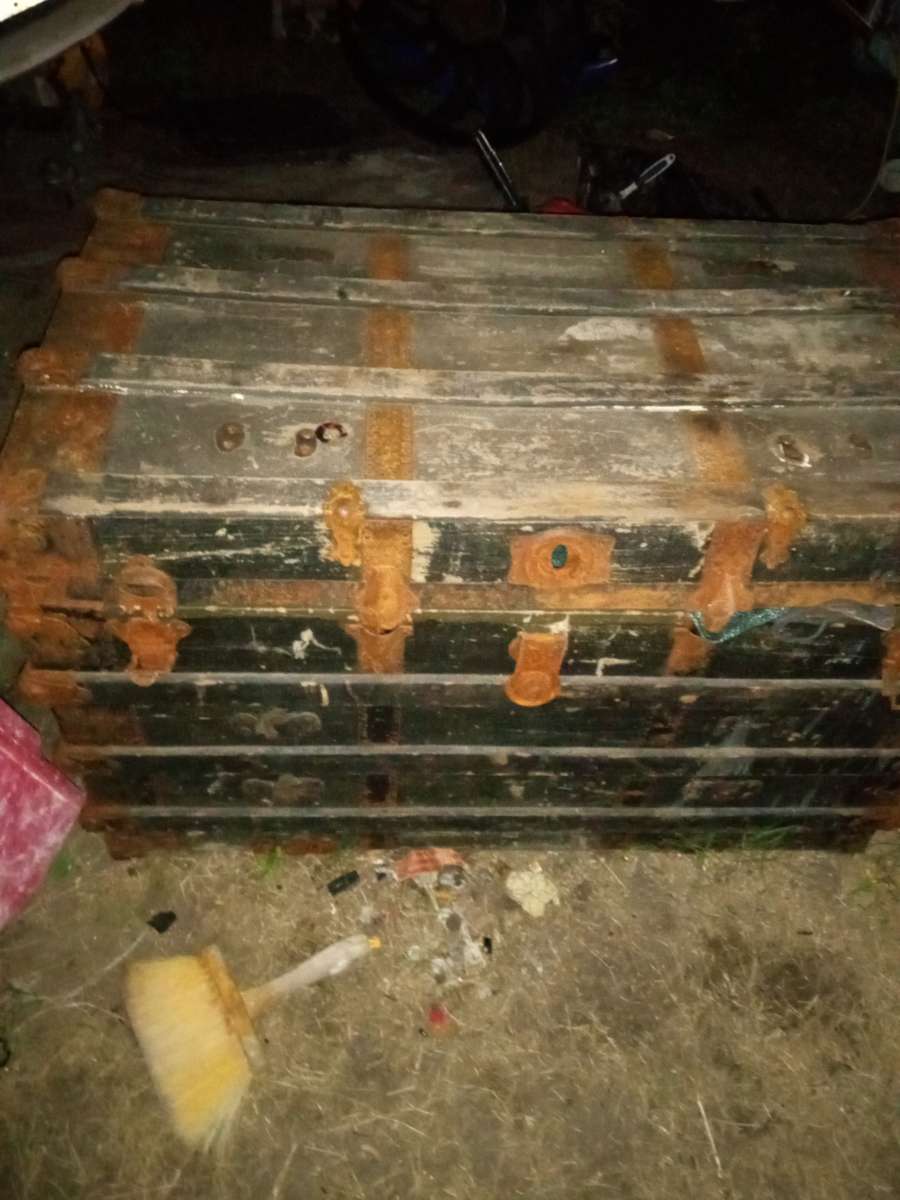 vintage Victorian trunk