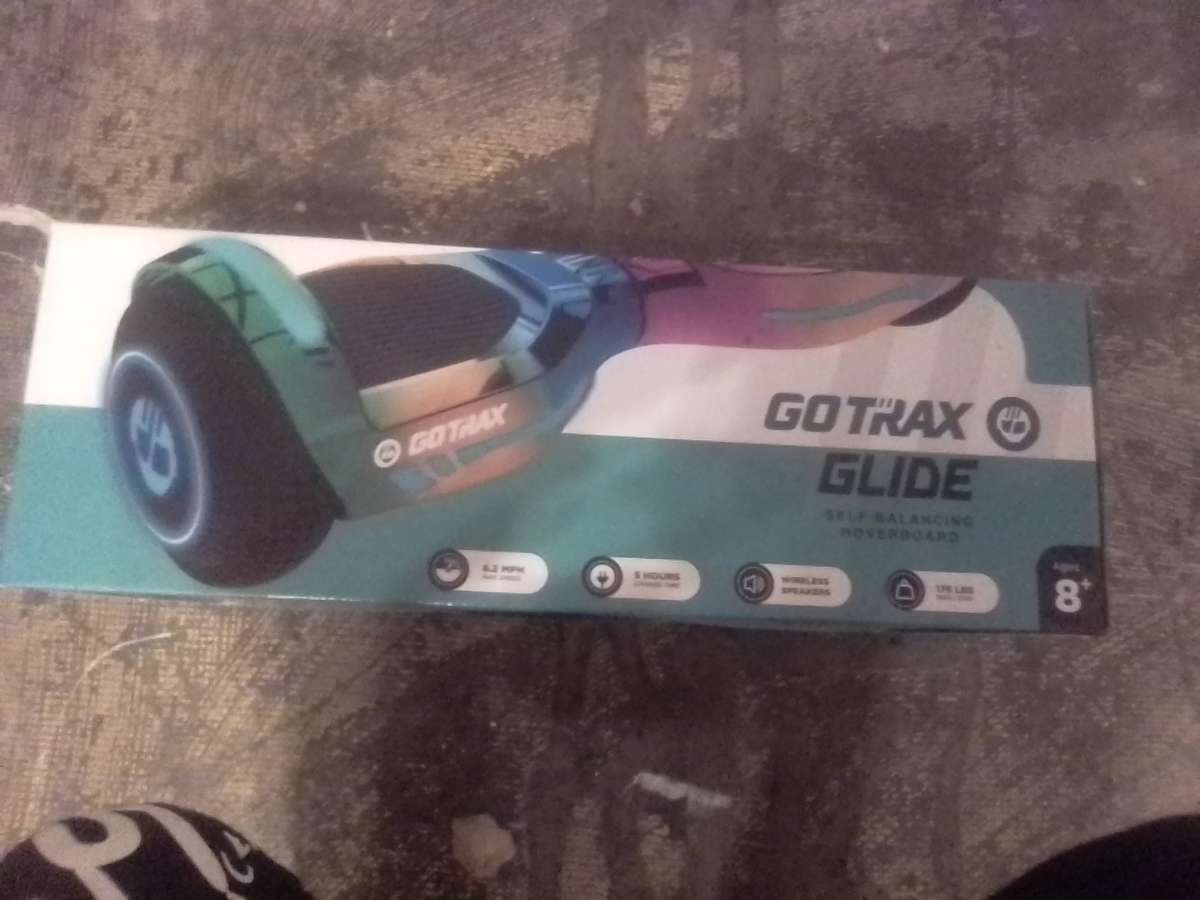 GoTrax Glide Hoverboard