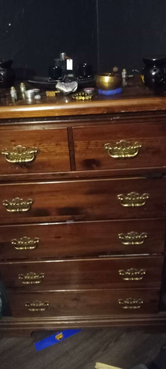 Dresser