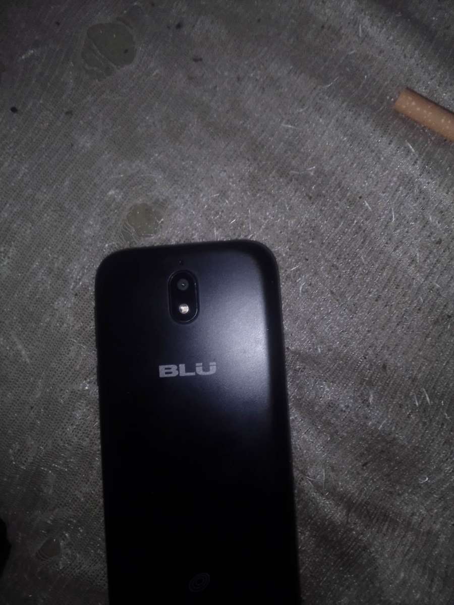 Blu smartphone