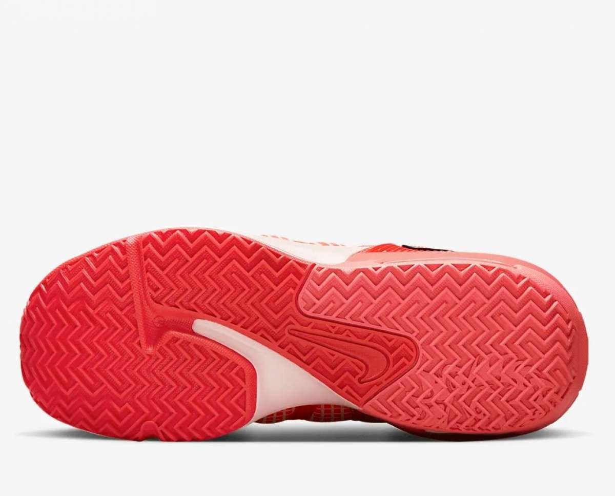 NIKE LEBRON WITNESS 7