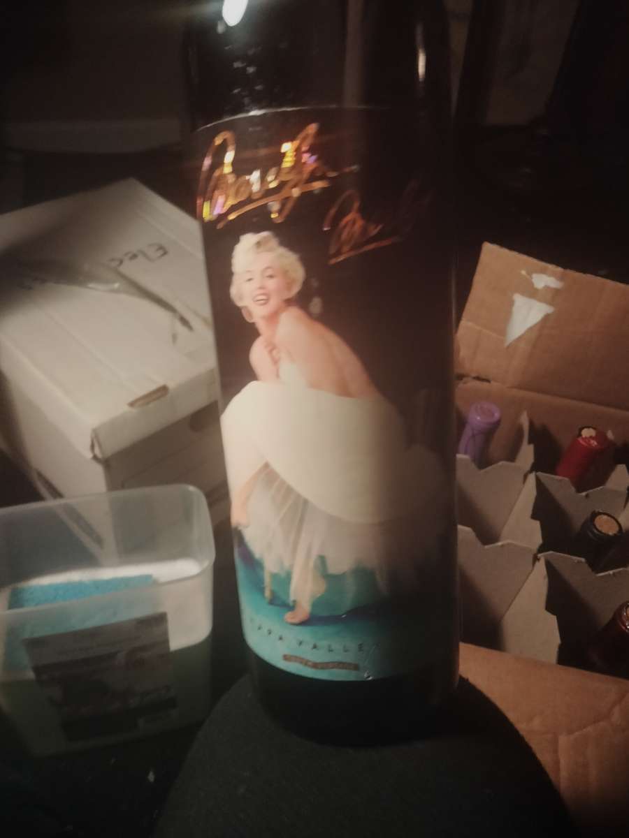 Marilyn Monroe wine collectors
