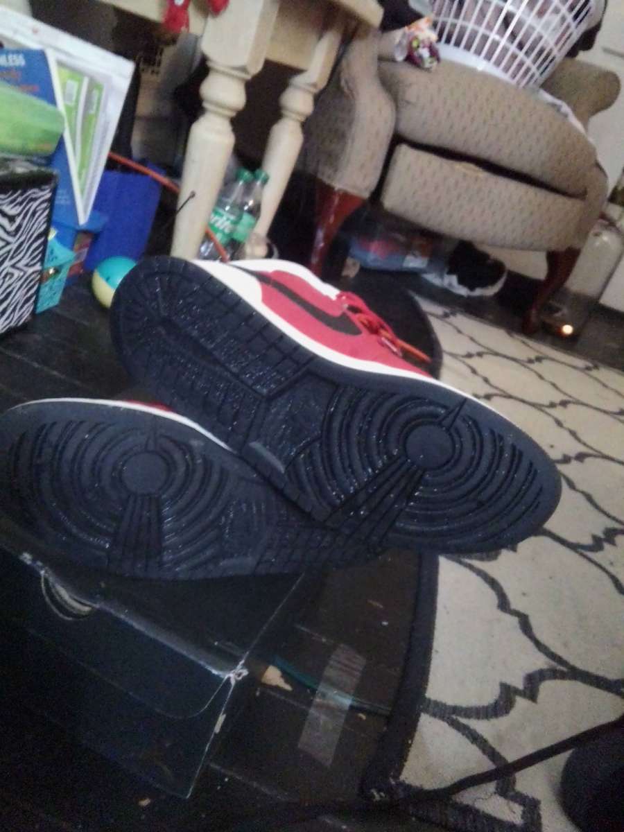 Jordan 1s in great shape and please dont waste OUR time
