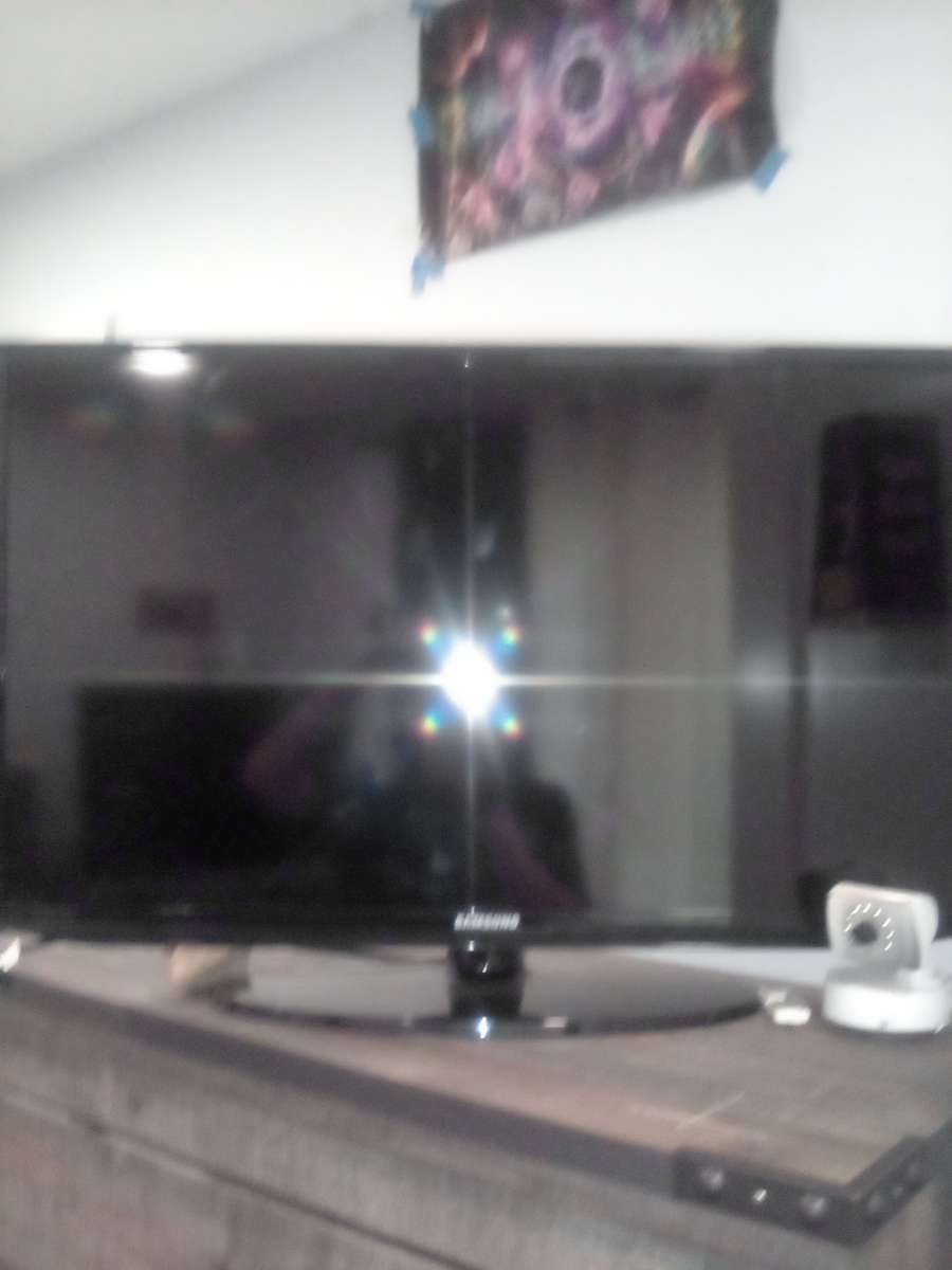 32 inch Samsung smart tv