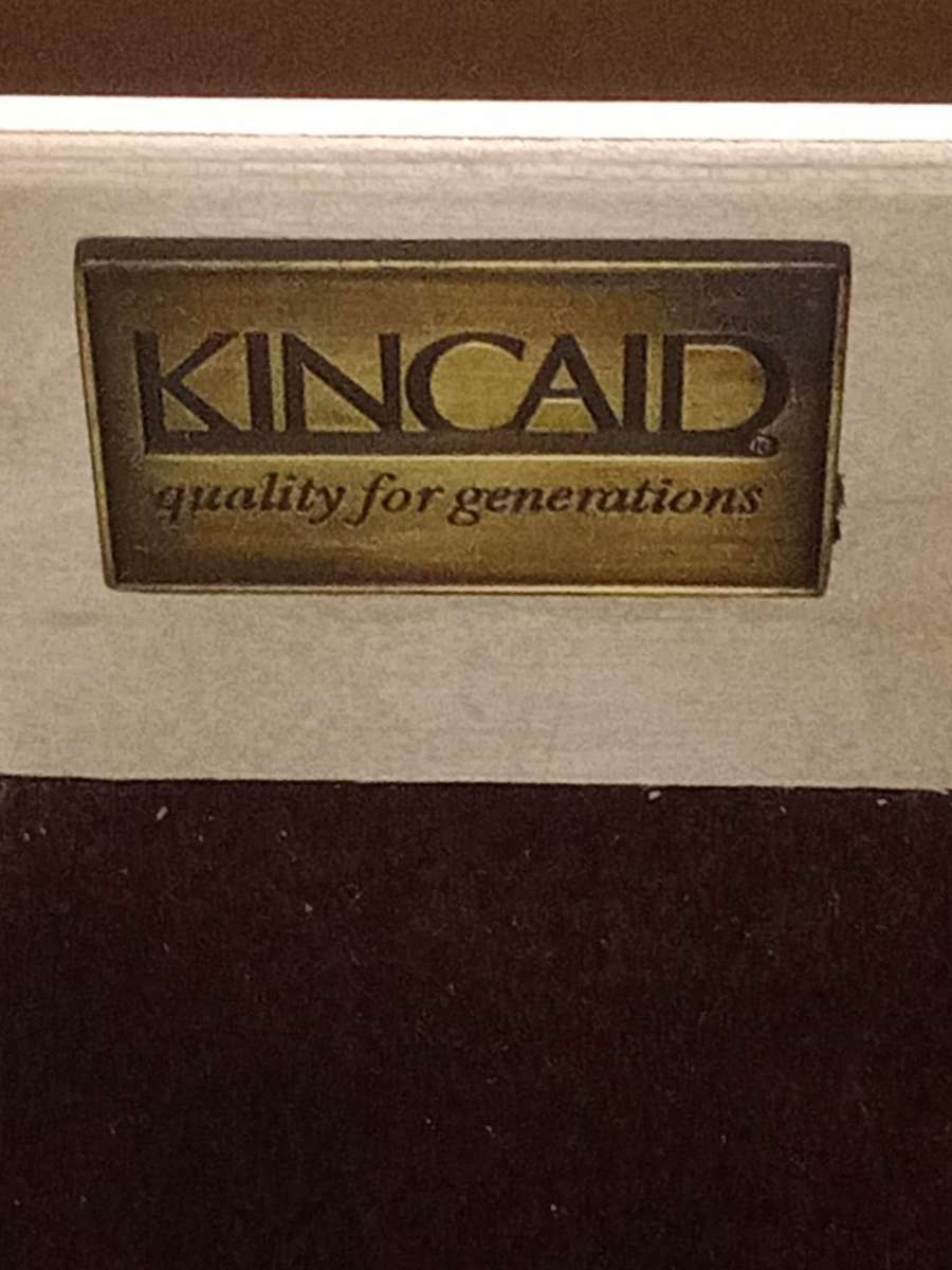 Kincaid Cherry Wood Wardrobe Bedroom Suit