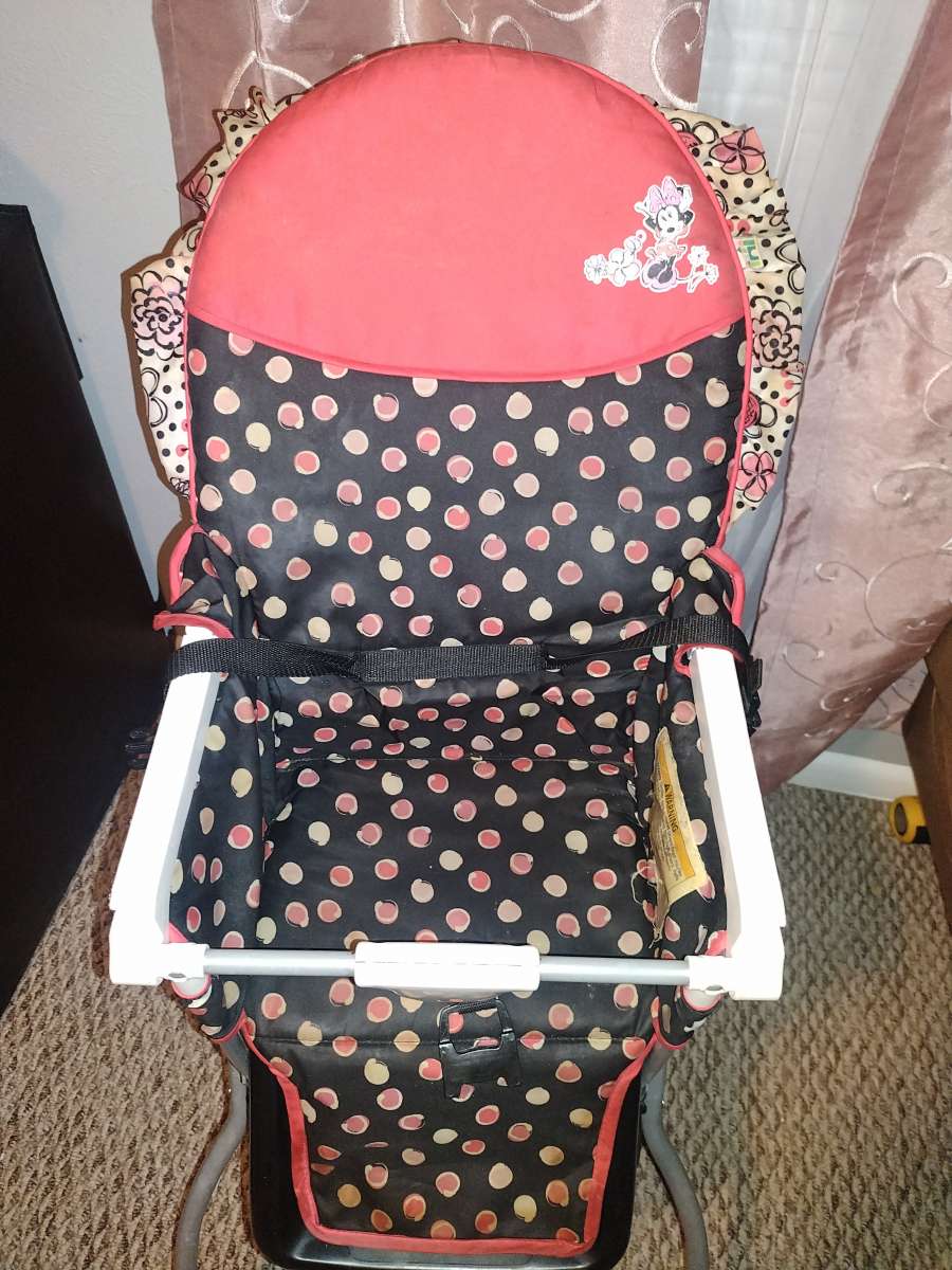 Minnie mouse high chair