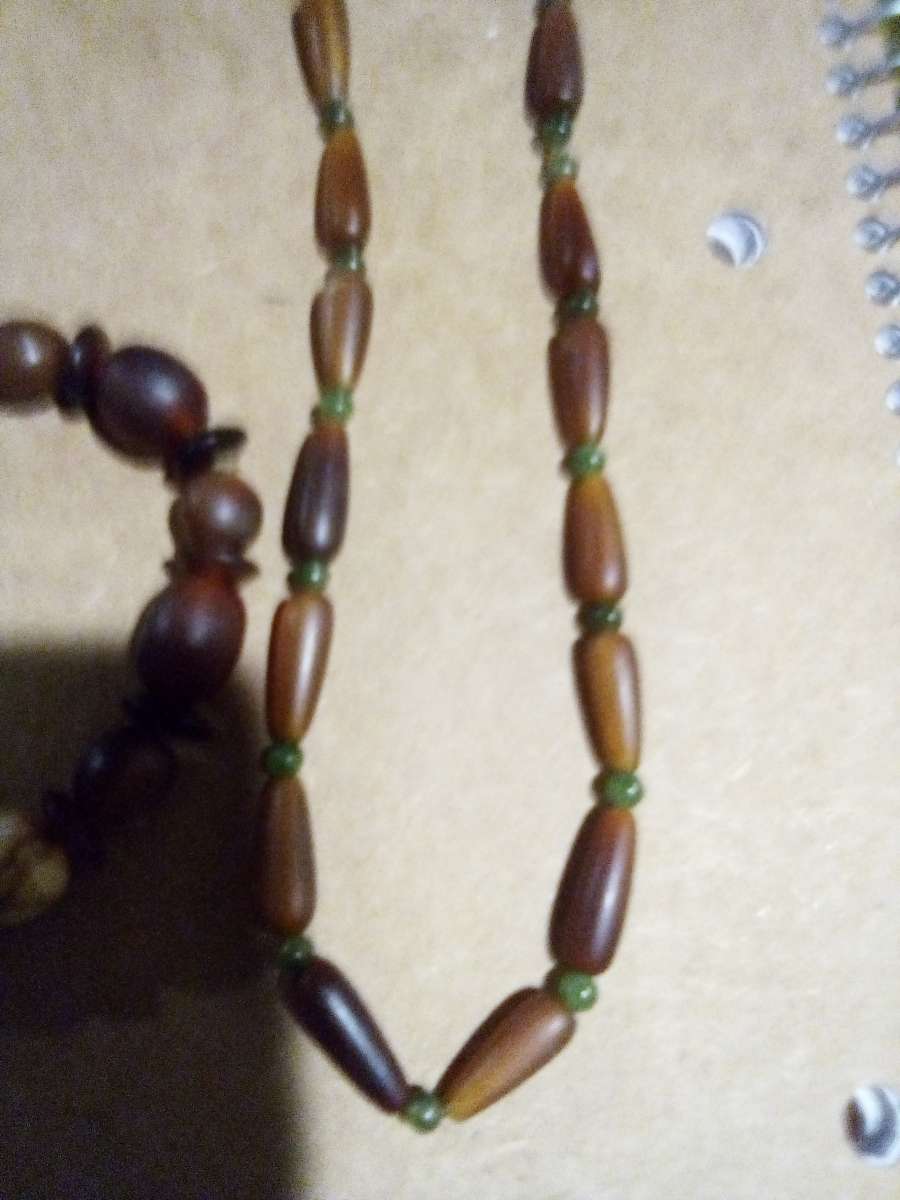 Bracket and necklace set