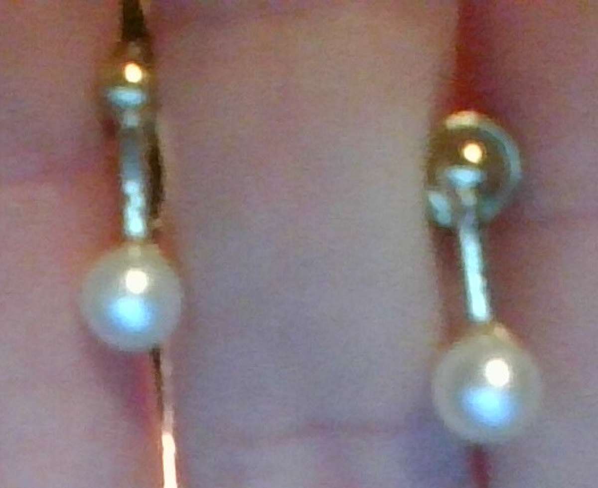 Off the Ear Gold Tone Pearl Earrings