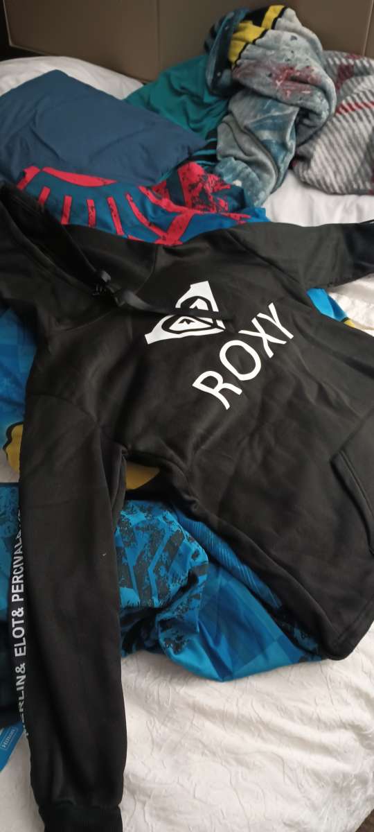 Black Roxy hoodie